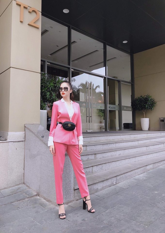 Cuộc sống giàu có đáng mơ ước của Hương Giang Idol Cuộc sống giàu có đáng mơ ước của Hương Giang Idol